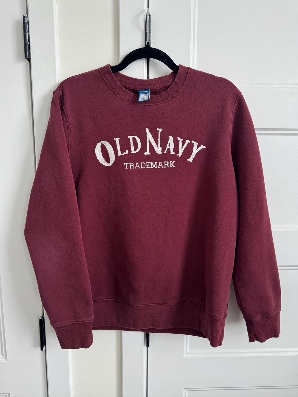 Old Navy 94 Trademark Vintaged Inspired Red Fleece Unisex Crewneck Sweatshirt